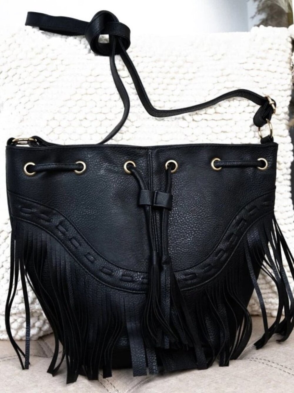 Fringe Crossbody Bag Purse. Black. NWT - Picture 2 of 2